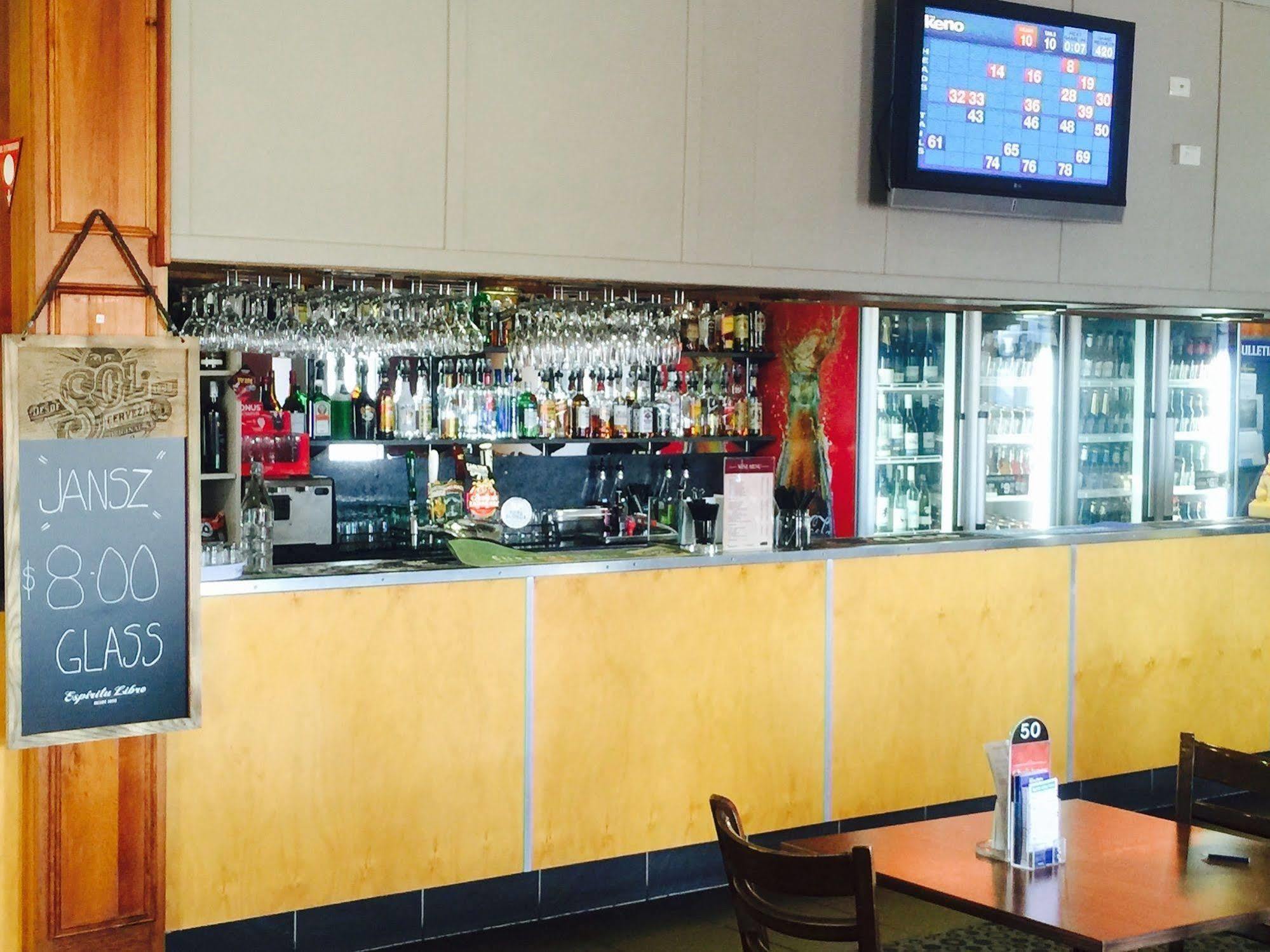 Nightcap At Riverside Hotel Launceston Bagian luar foto