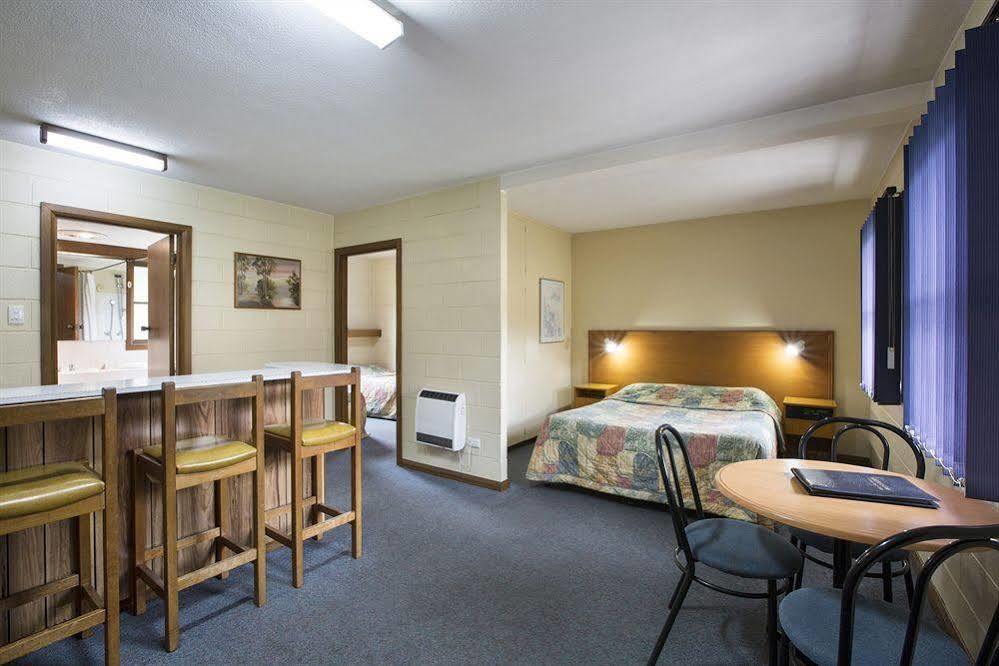 Nightcap At Riverside Hotel Launceston Bagian luar foto